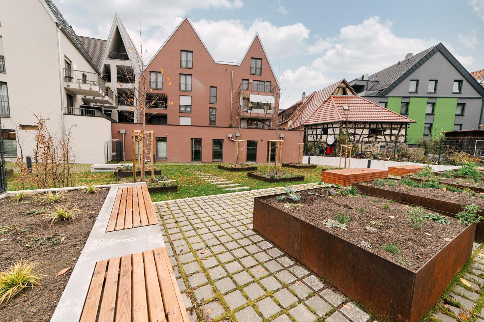 Zentrahome - Balkon Outlet Zentral Smarttv Business Metzingen  Zewnętrze zdjęcie